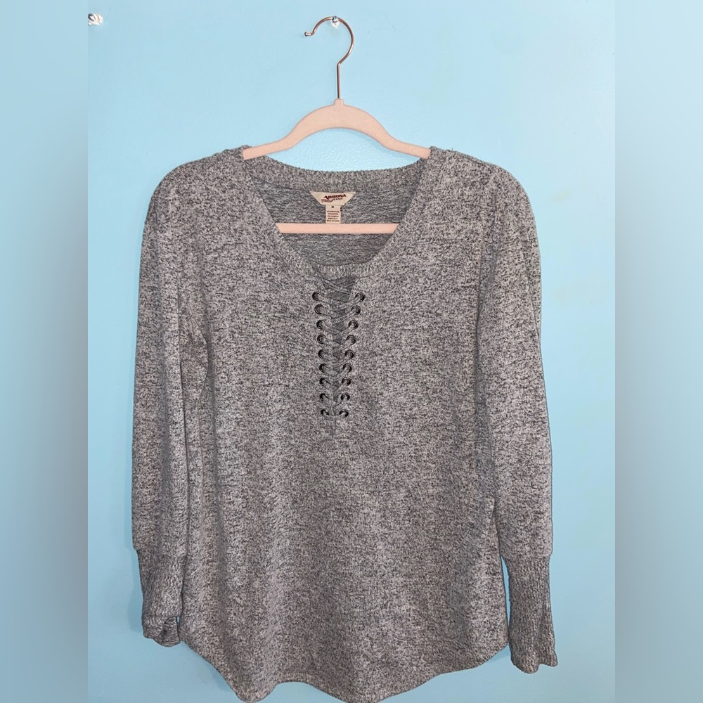 Medium greay Arizona long sleeve light sweater
